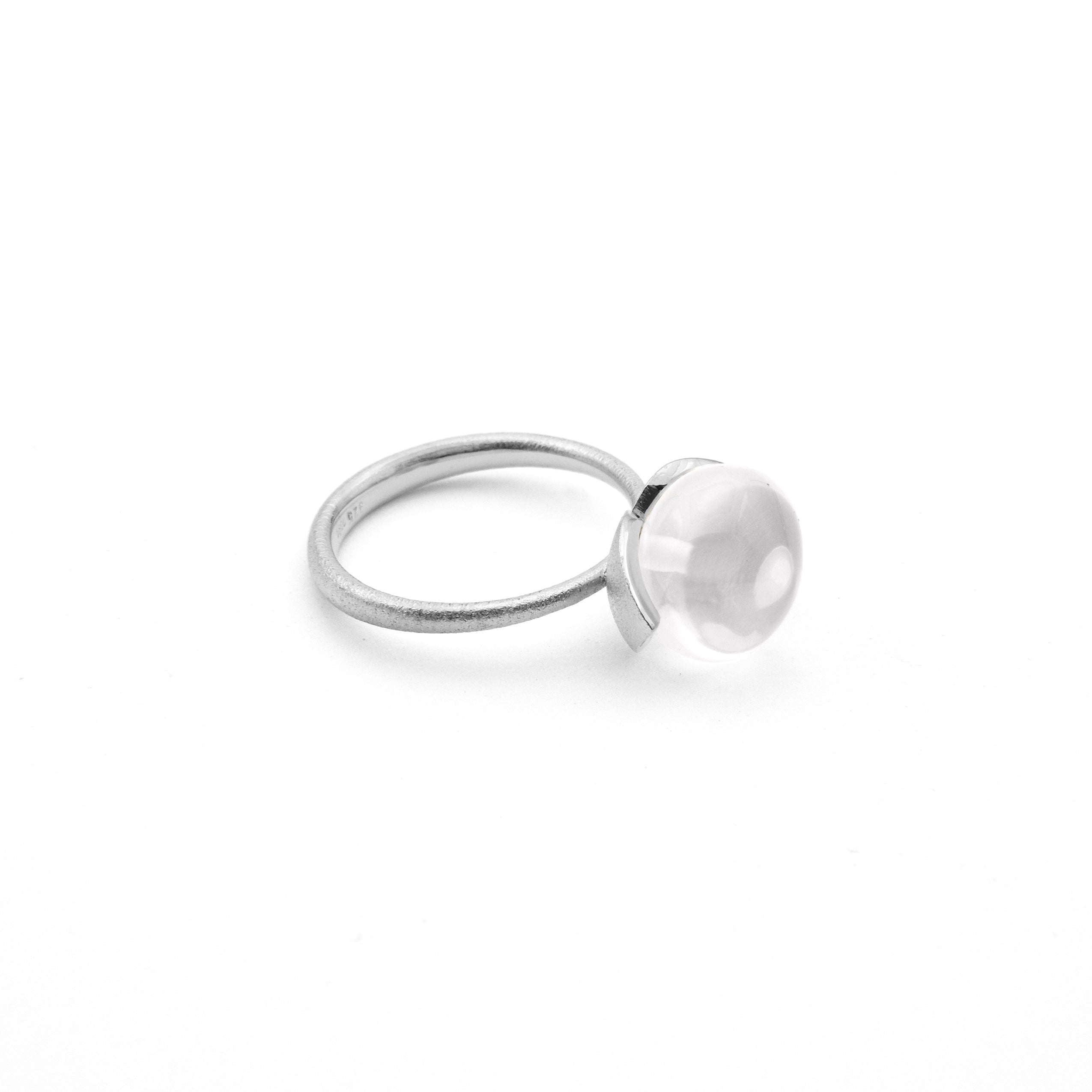 Dolce ring "medium" met melkkwarts 925/-