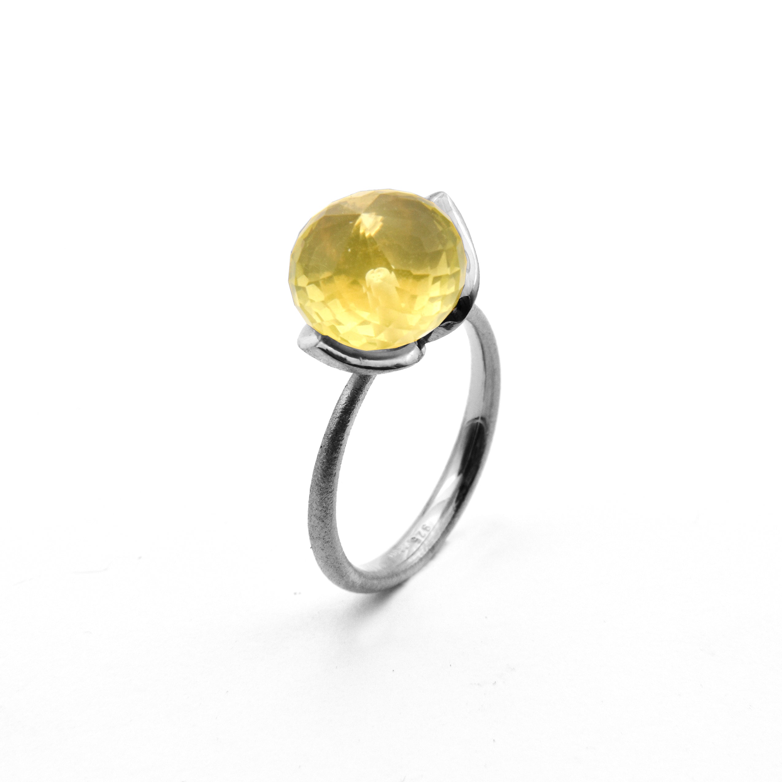 Dolce Ring "medium" mit Lemonquarz 925/-