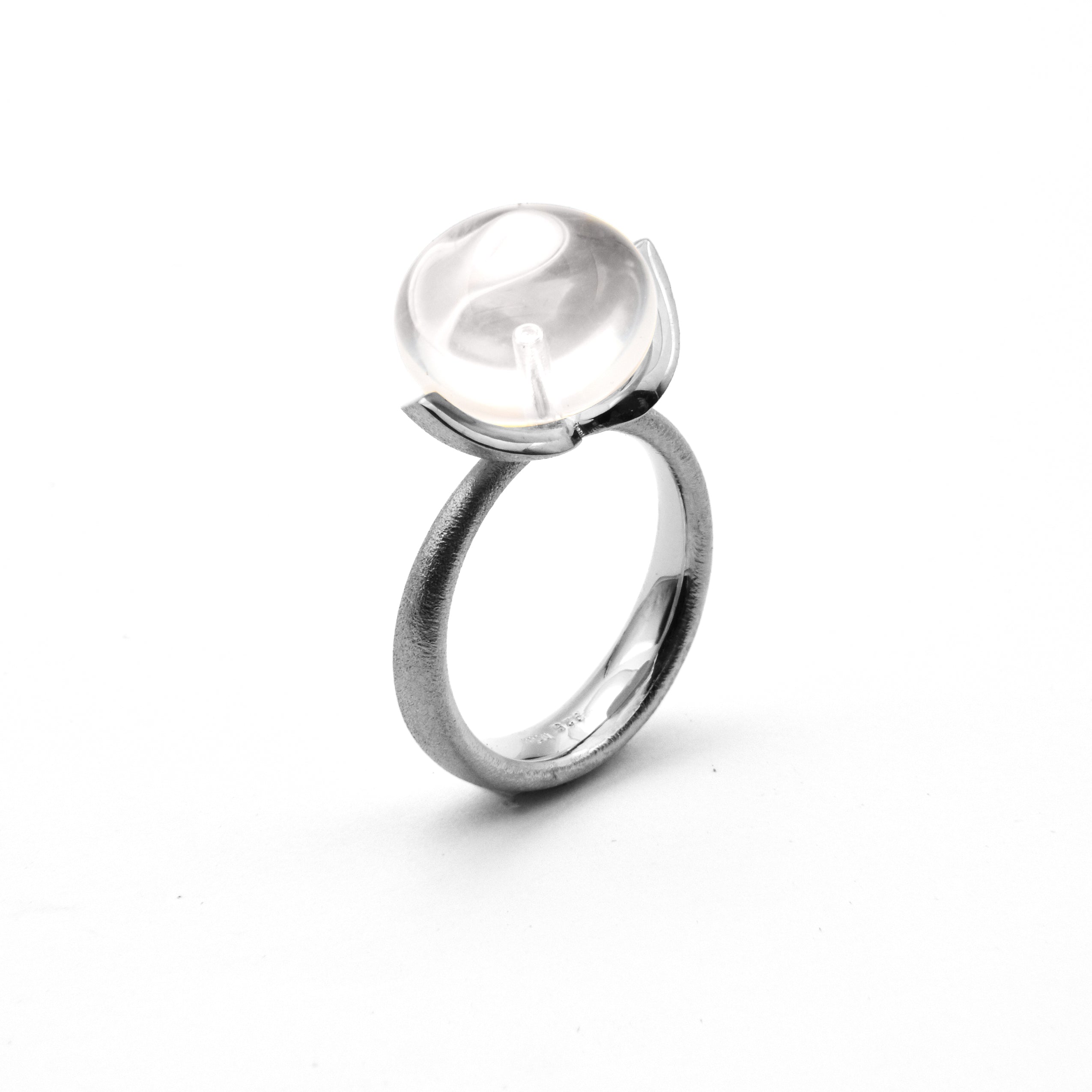 Dolce Ring "big" mit Milchquarz 925/-