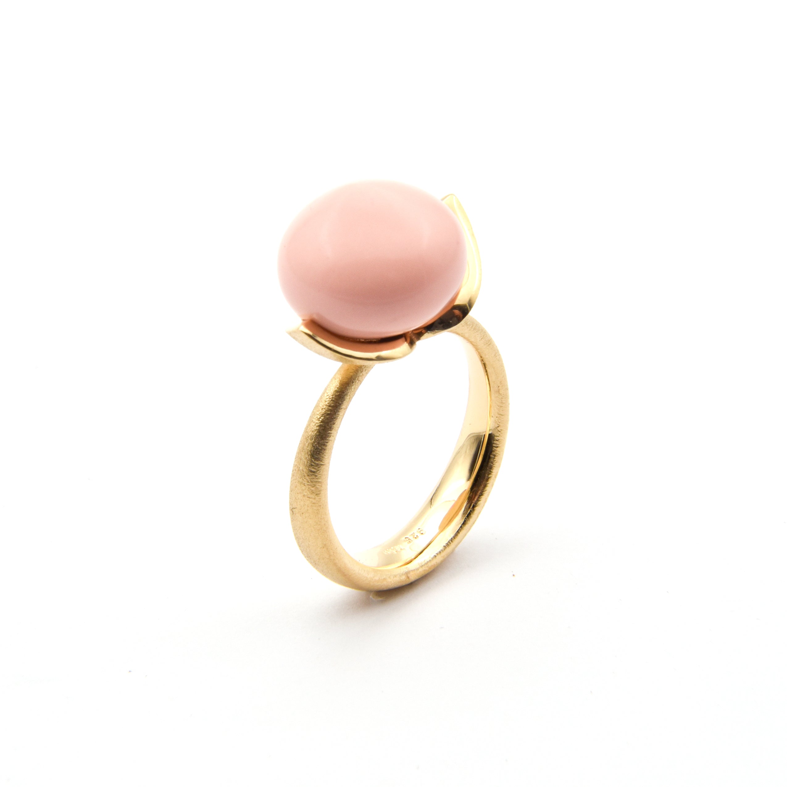 Dolce Ring "big" mit Koralle Engelshaut rec. 925/-