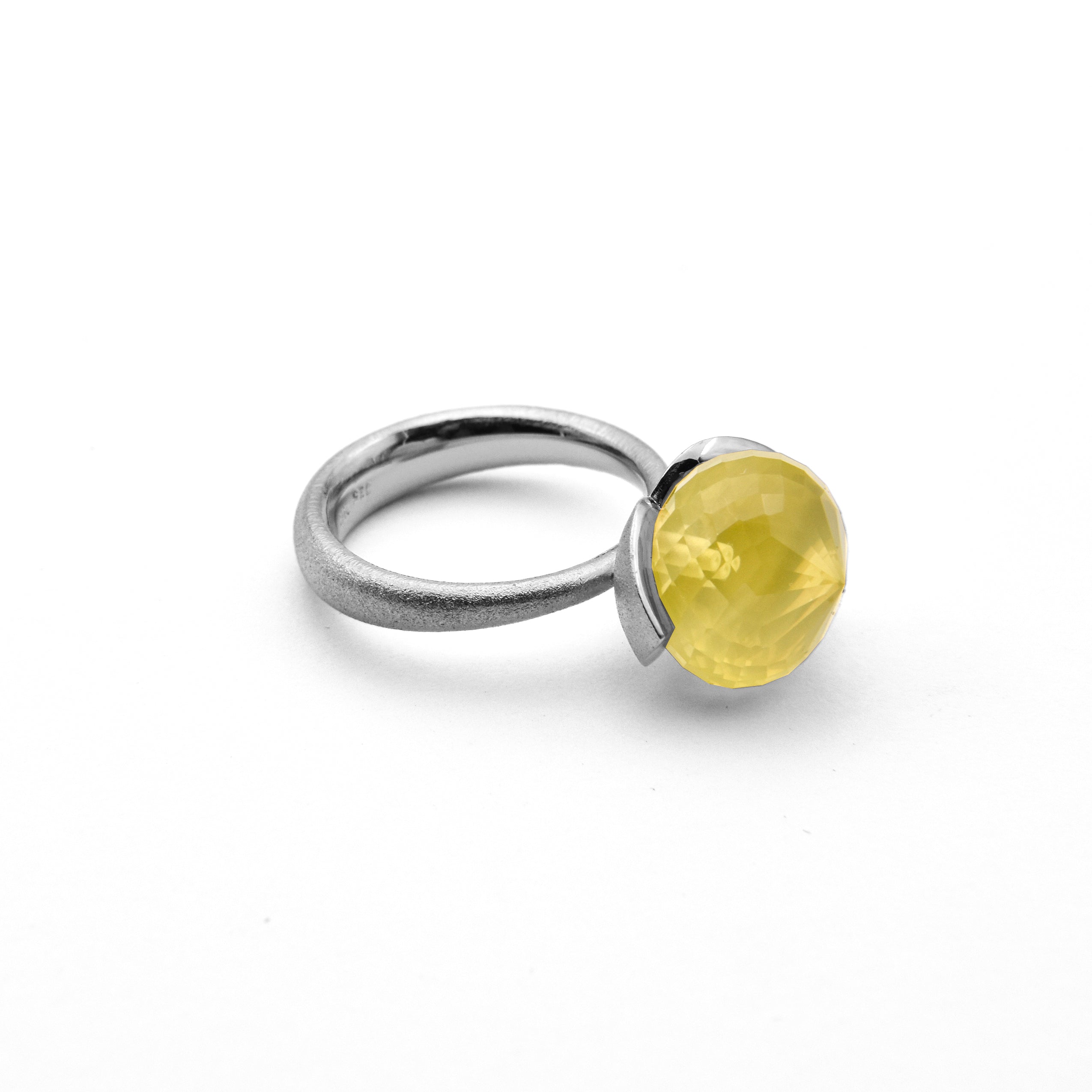 Anello Dolce "grande" con quarzo limone 925/-