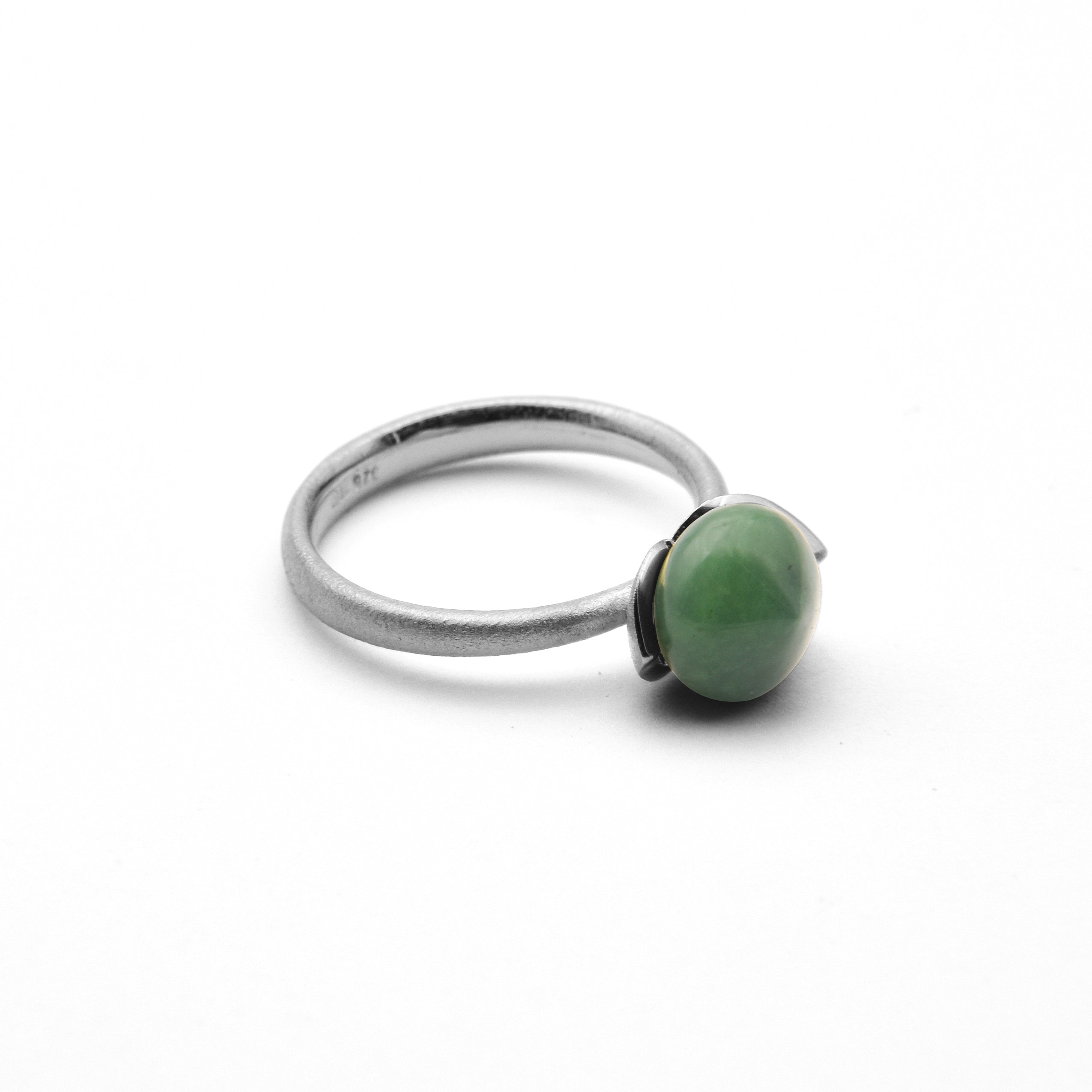 Dolce Ring "smal" mit Jade 925/-