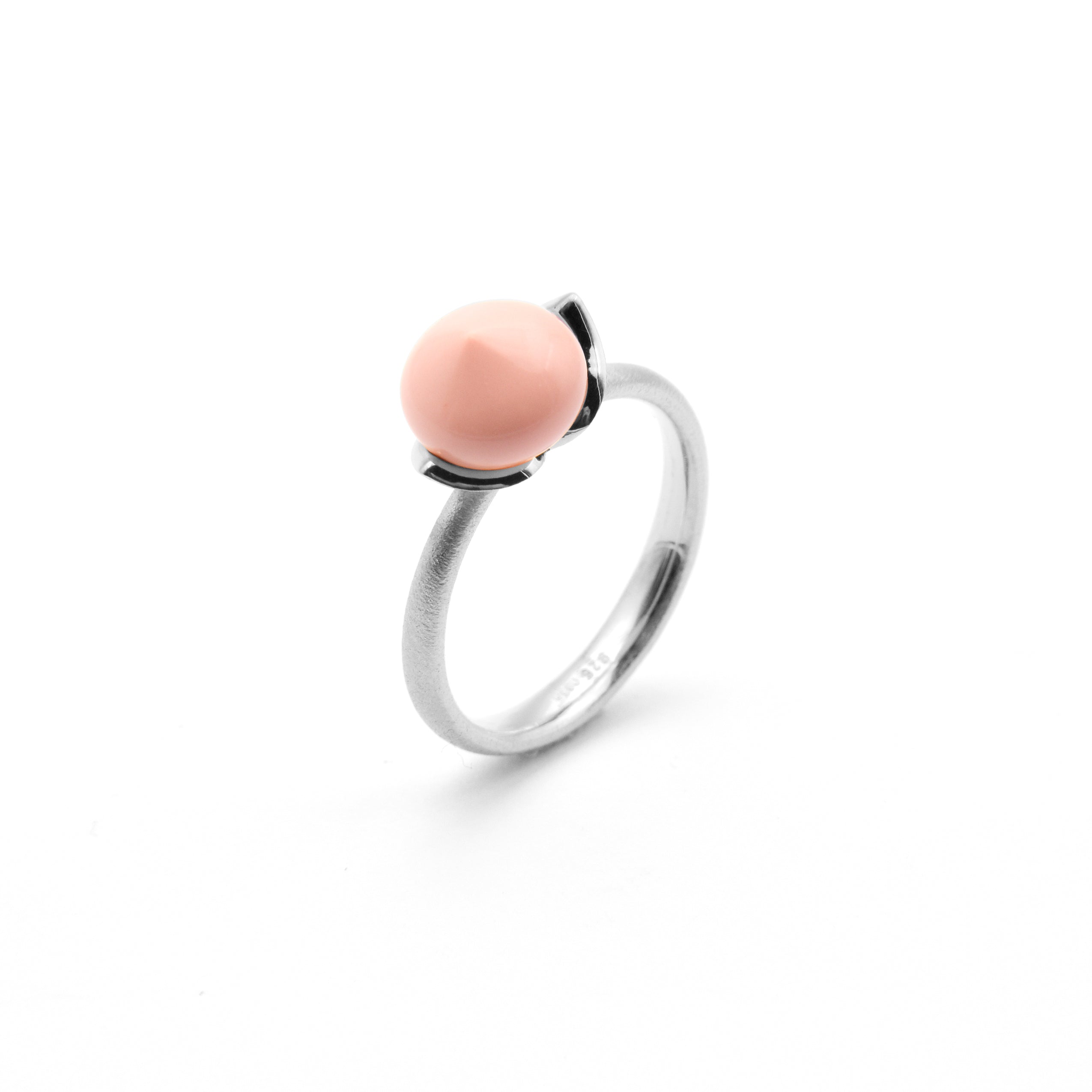 Dolce Ring "smal" mit Koralle Engelshaut rec. 925/-