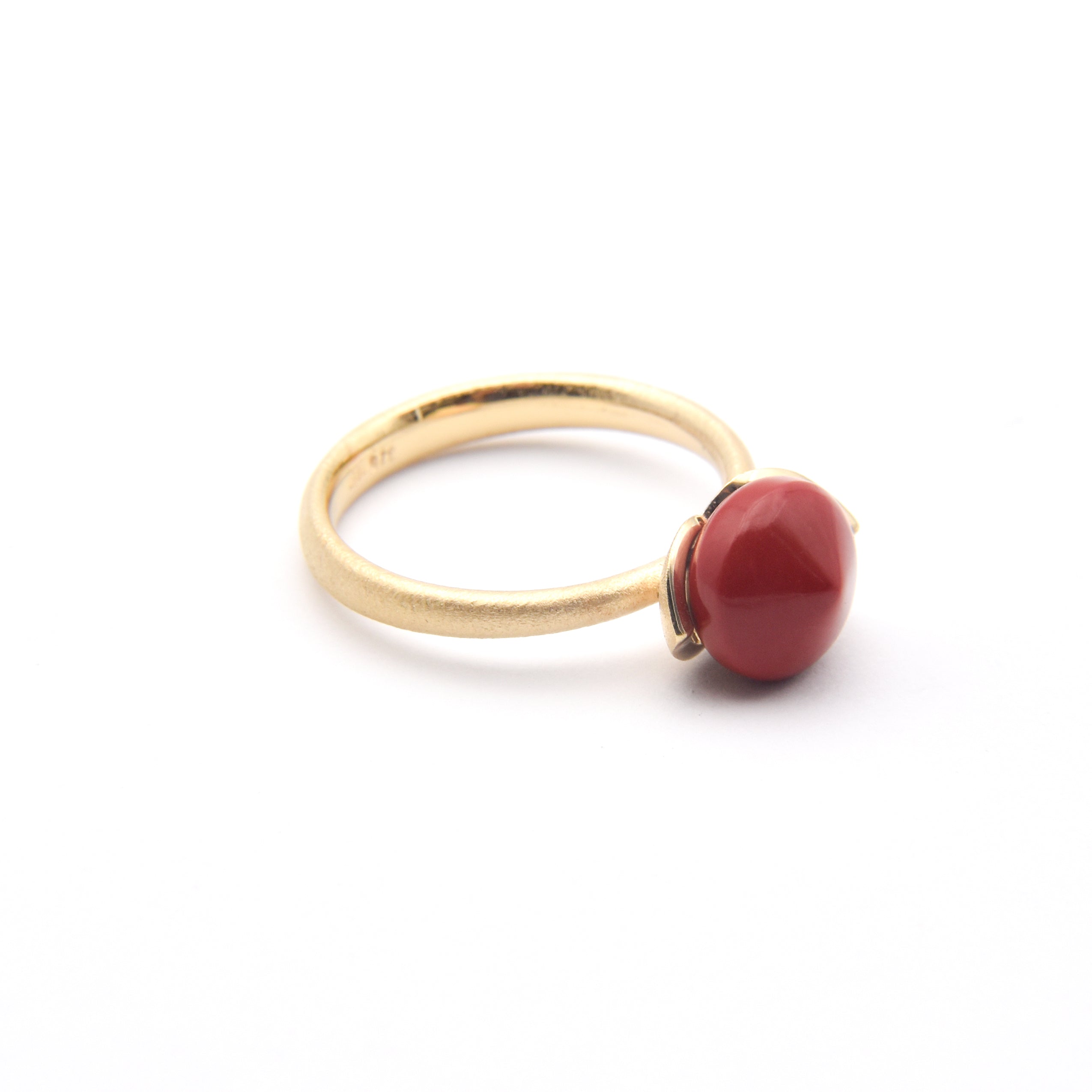 Dolce Ring "smal" mit Koralle rec. 925/-