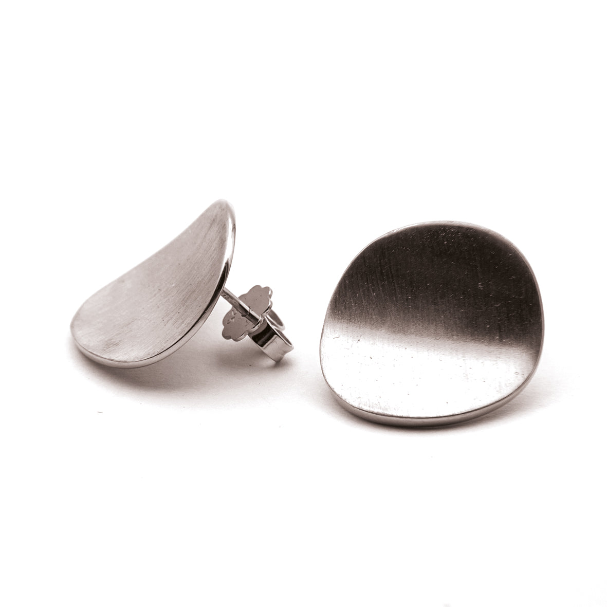 Gesloten oorbellen "medium " 925/-
