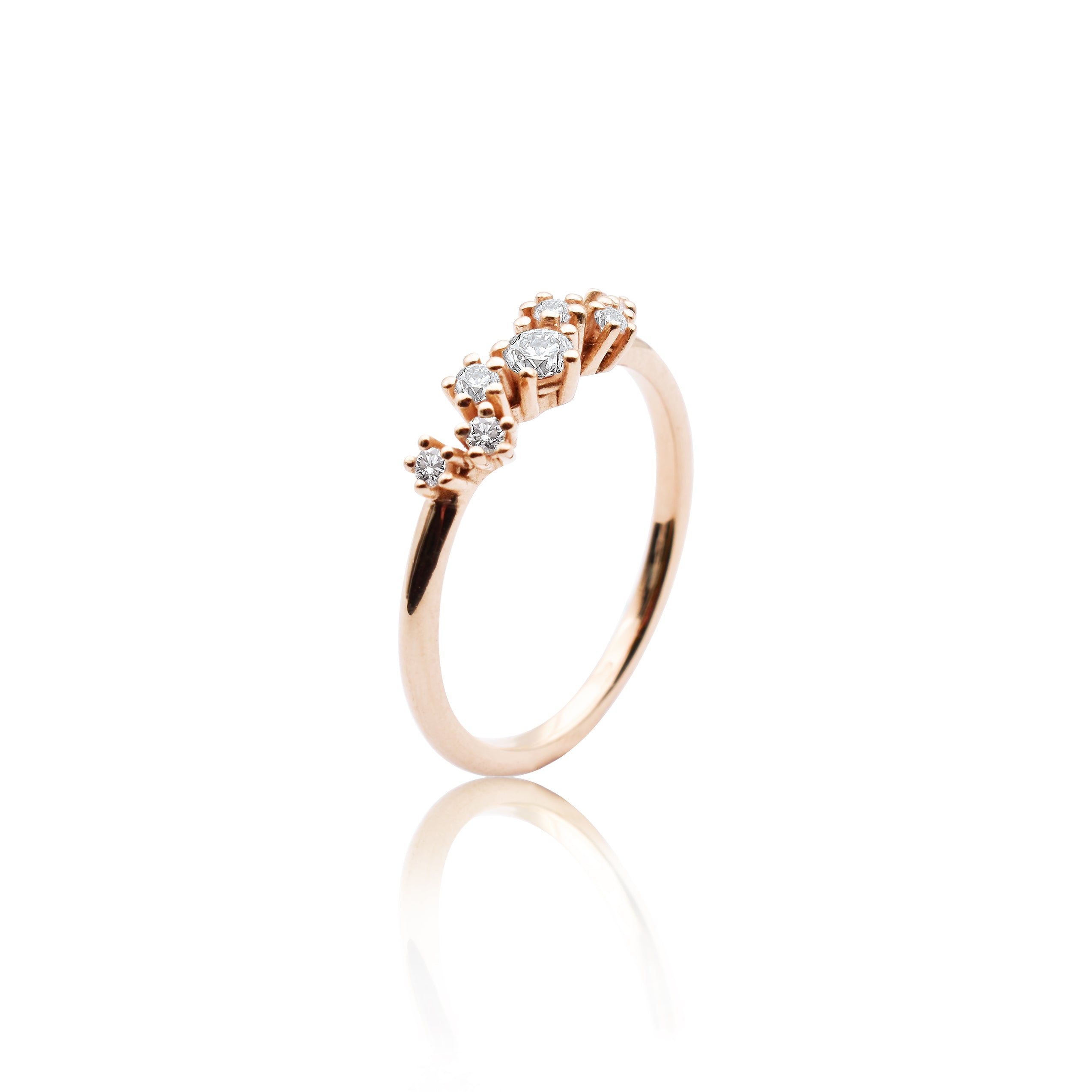 Fonkelende ring "groot" in 585/- goud met 7 diamanten