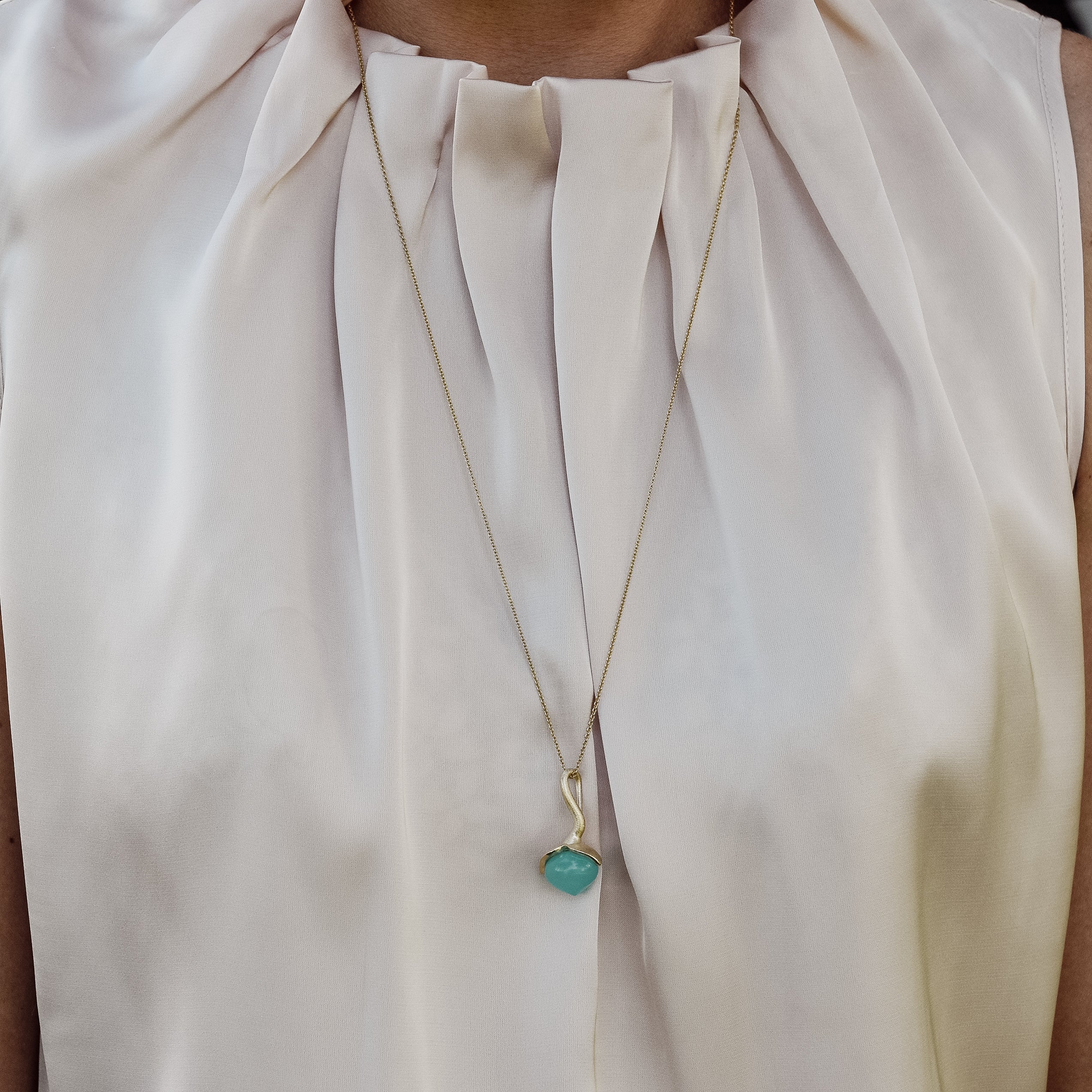 Dolce pendant "big" with chalcedony rec. 925/-