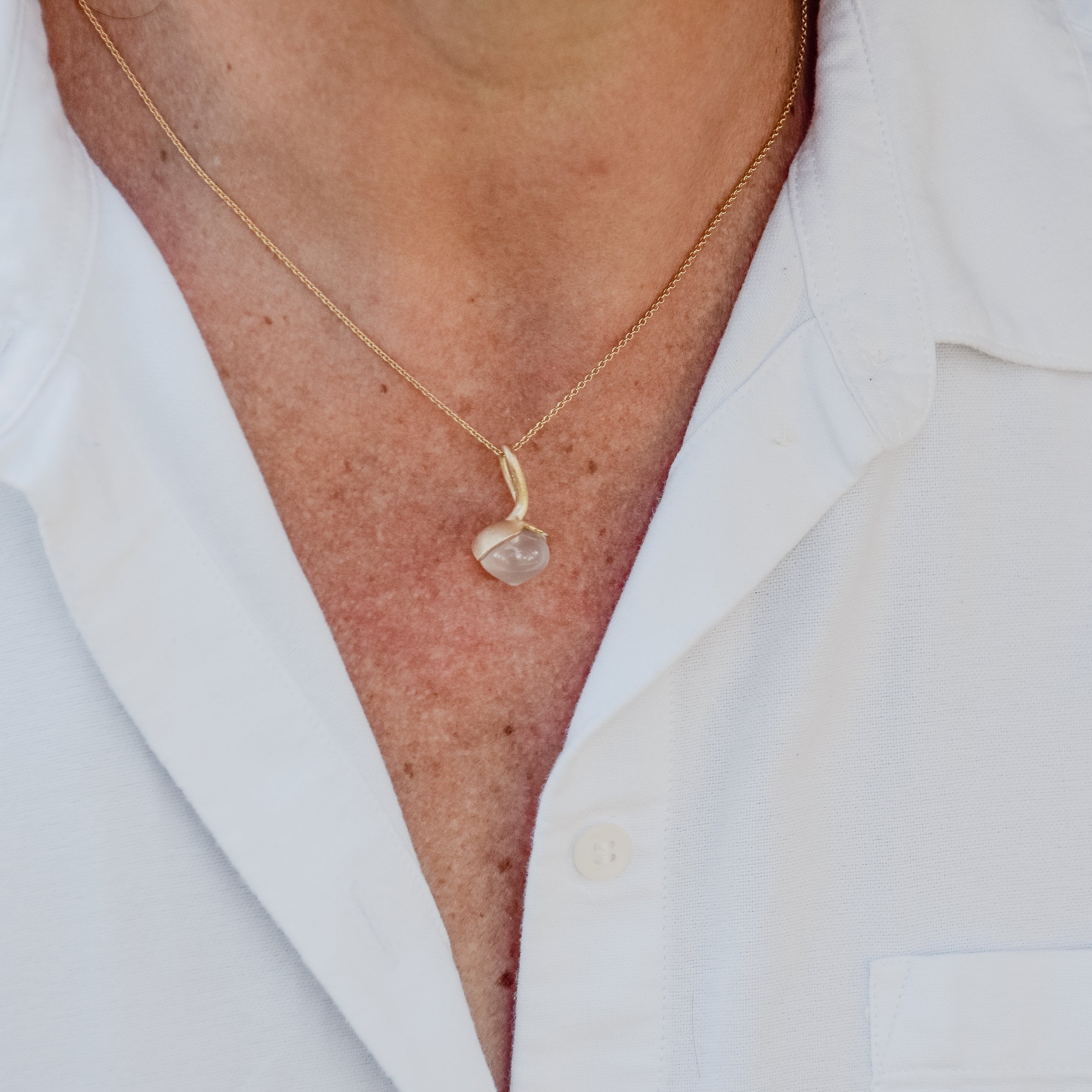 Dolce pendant "medium" with milky quartz 925/-
