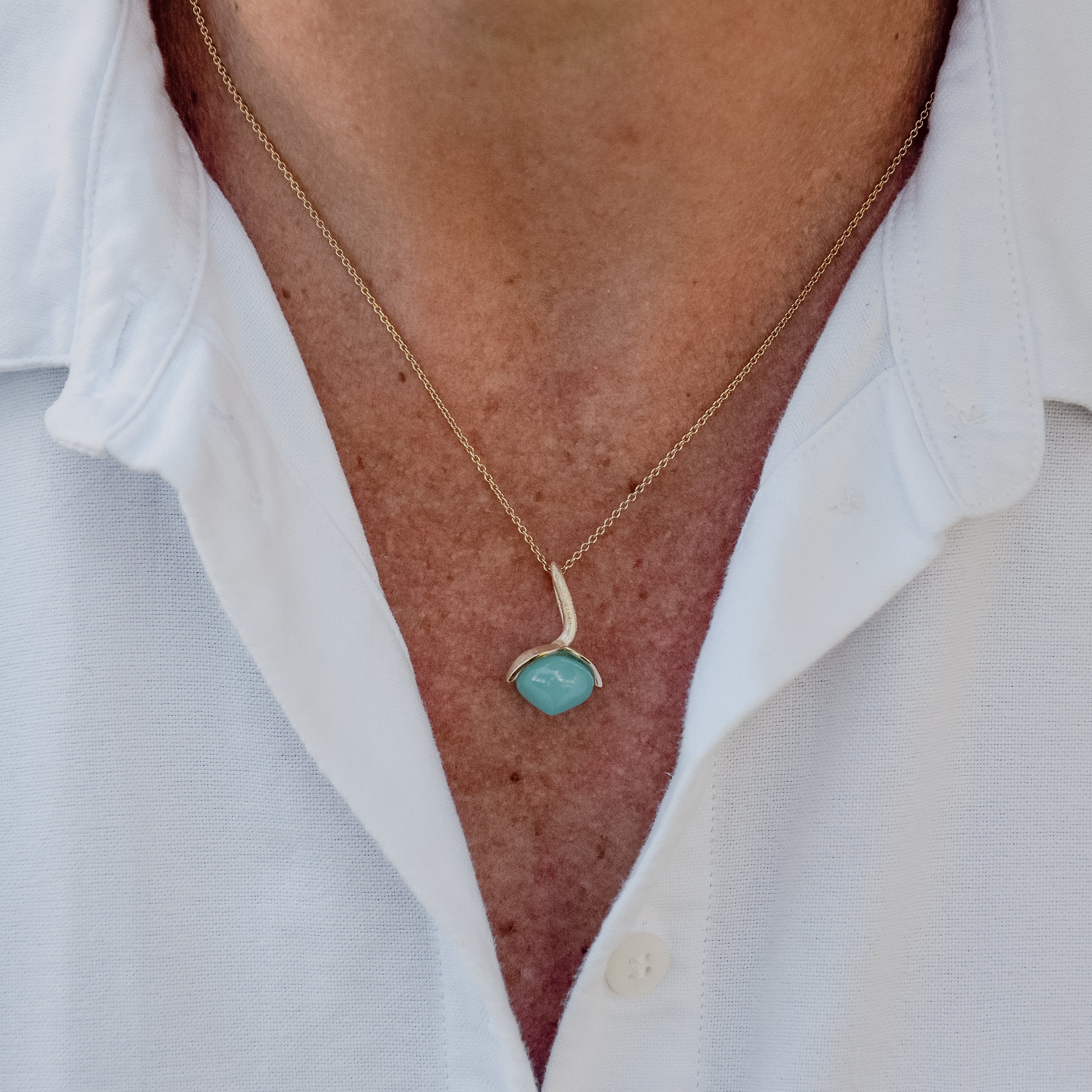 Dolce pendant "medium" with chalcedony rec. 925/-