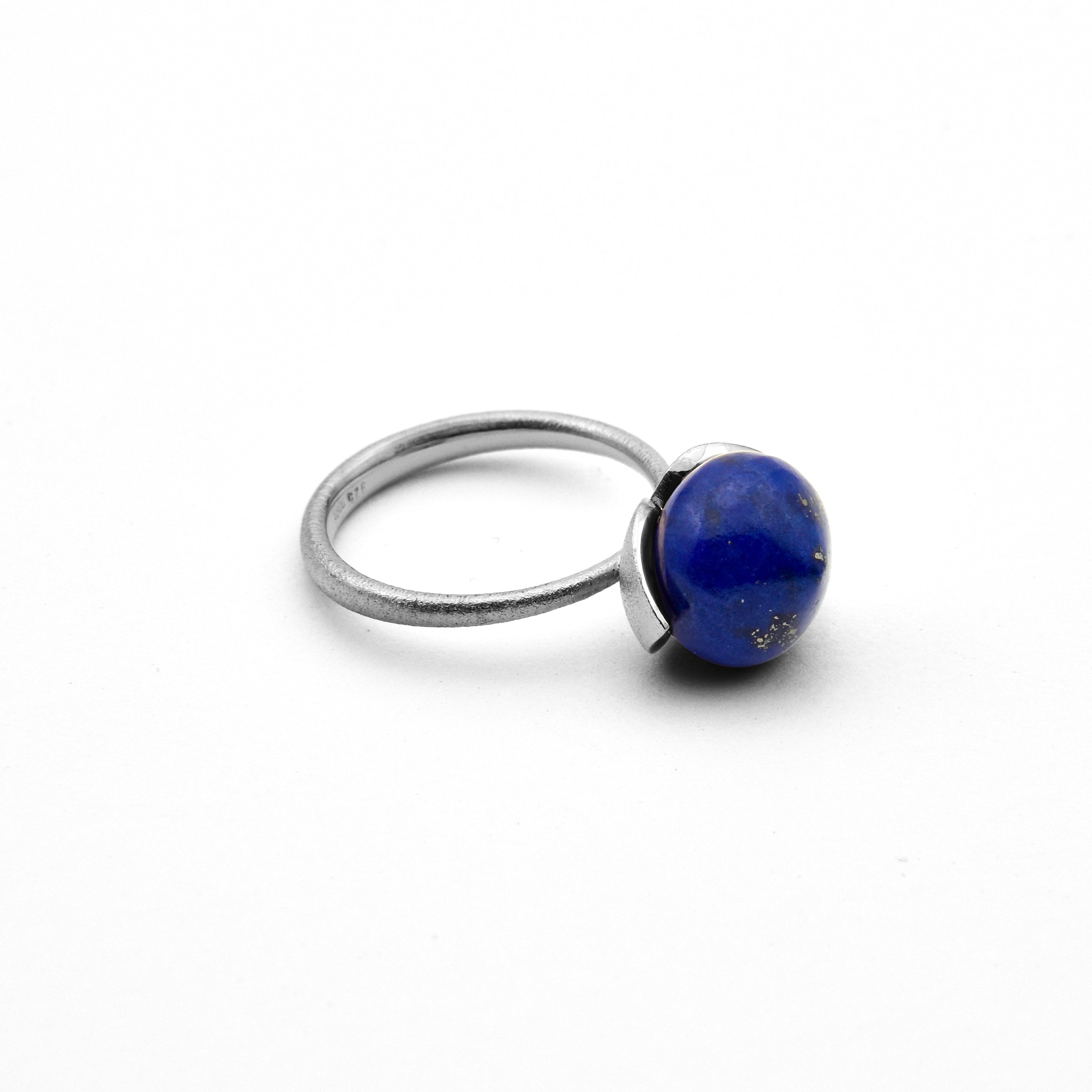 Dolce ring "medium" met lapis lazuli 925/-