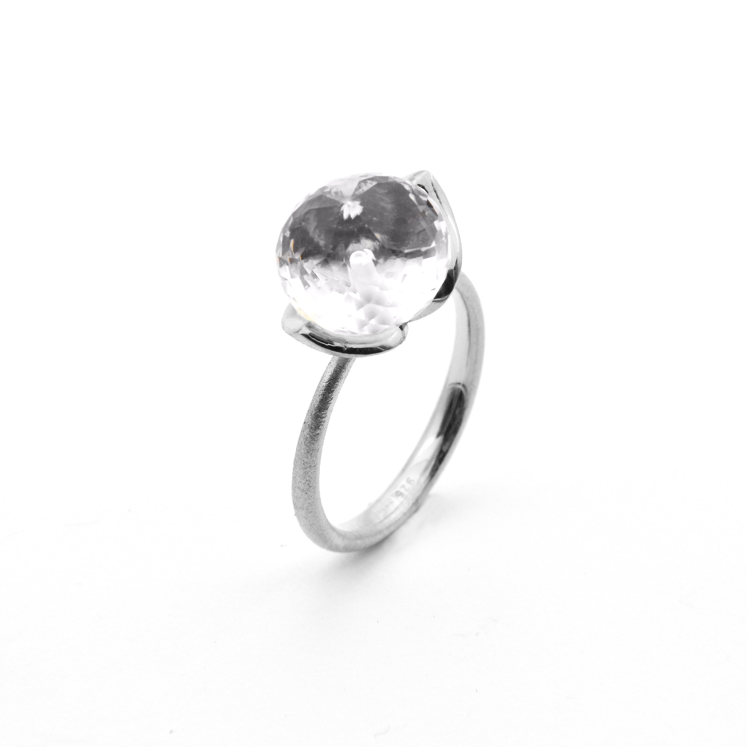 Dolce-ring "medium" med bjergkrystal 925/-.