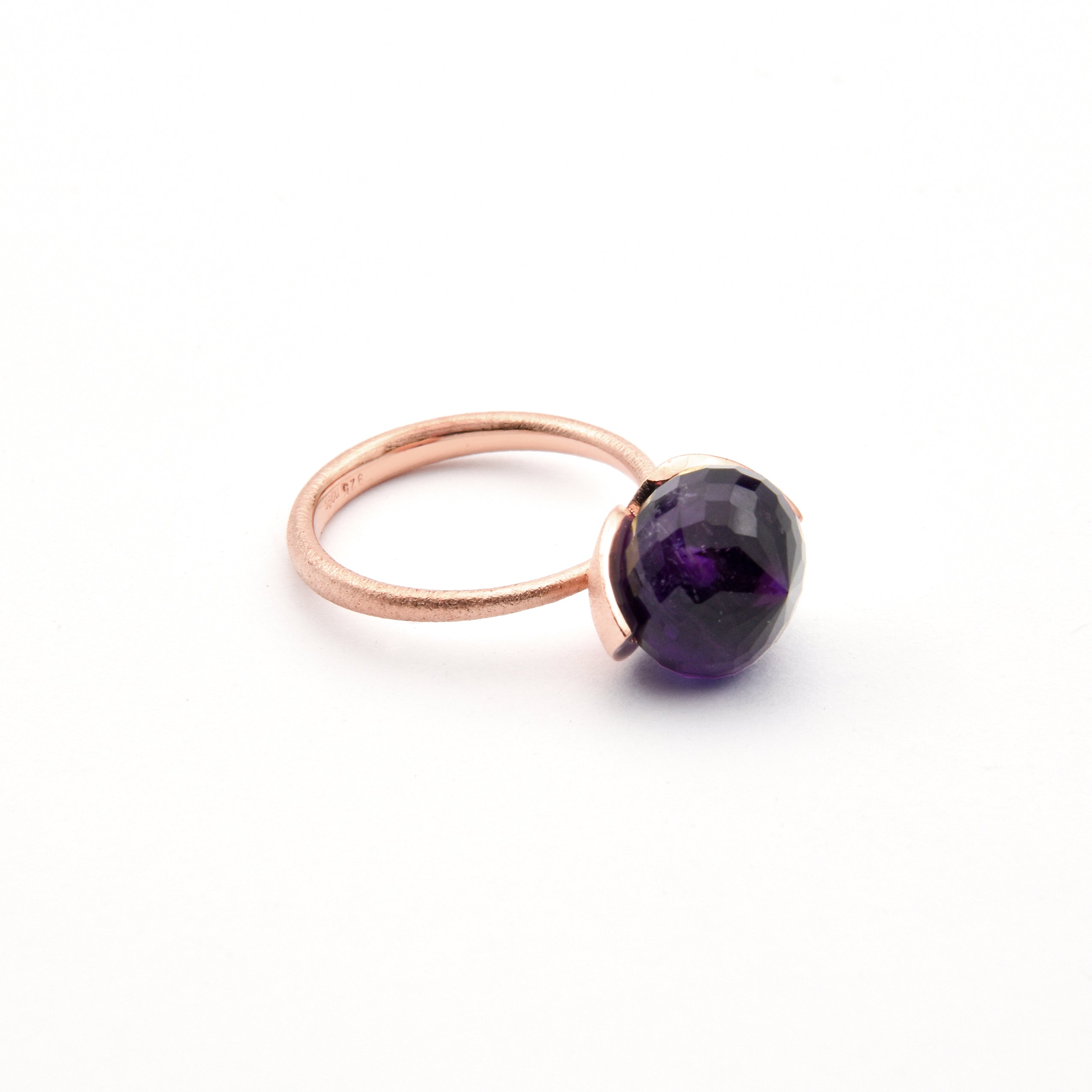 Anello Dolce "medio" con ametista 925/-