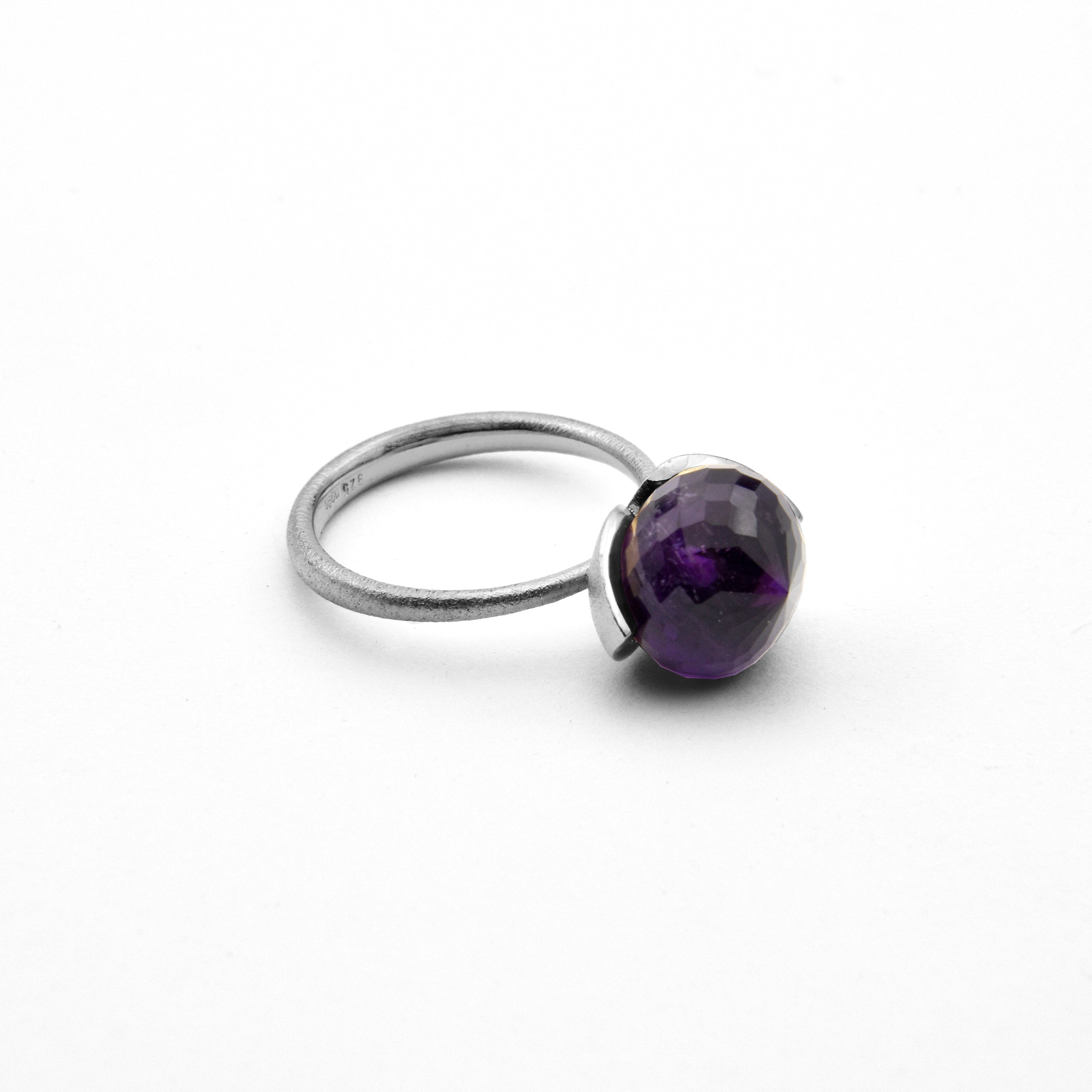 Anello Dolce "medio" con ametista 925/-