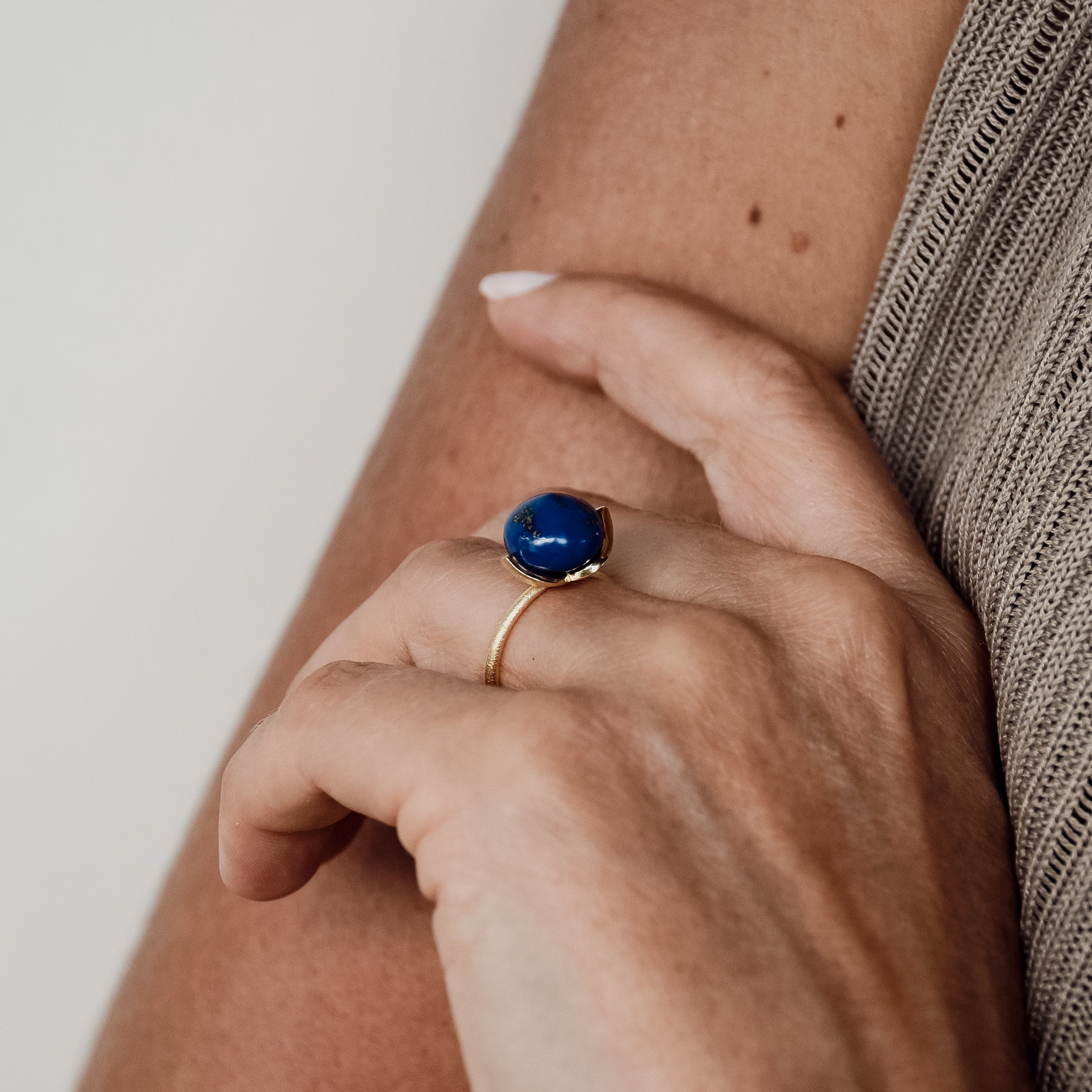 Dolce Bague "moyenne" avec Lapis Lazuli 925/-