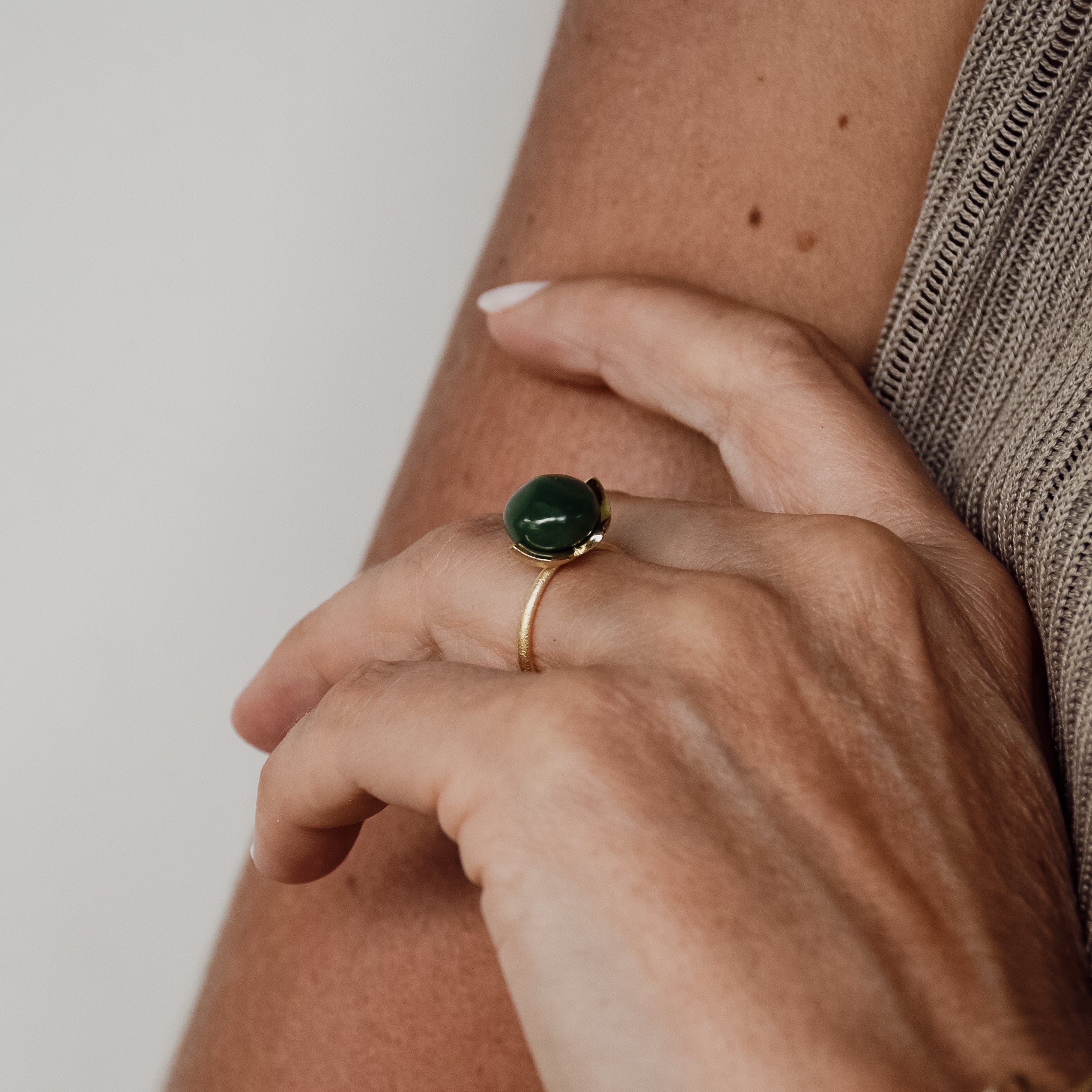 Dolce-ring "medium" med jade 925/-