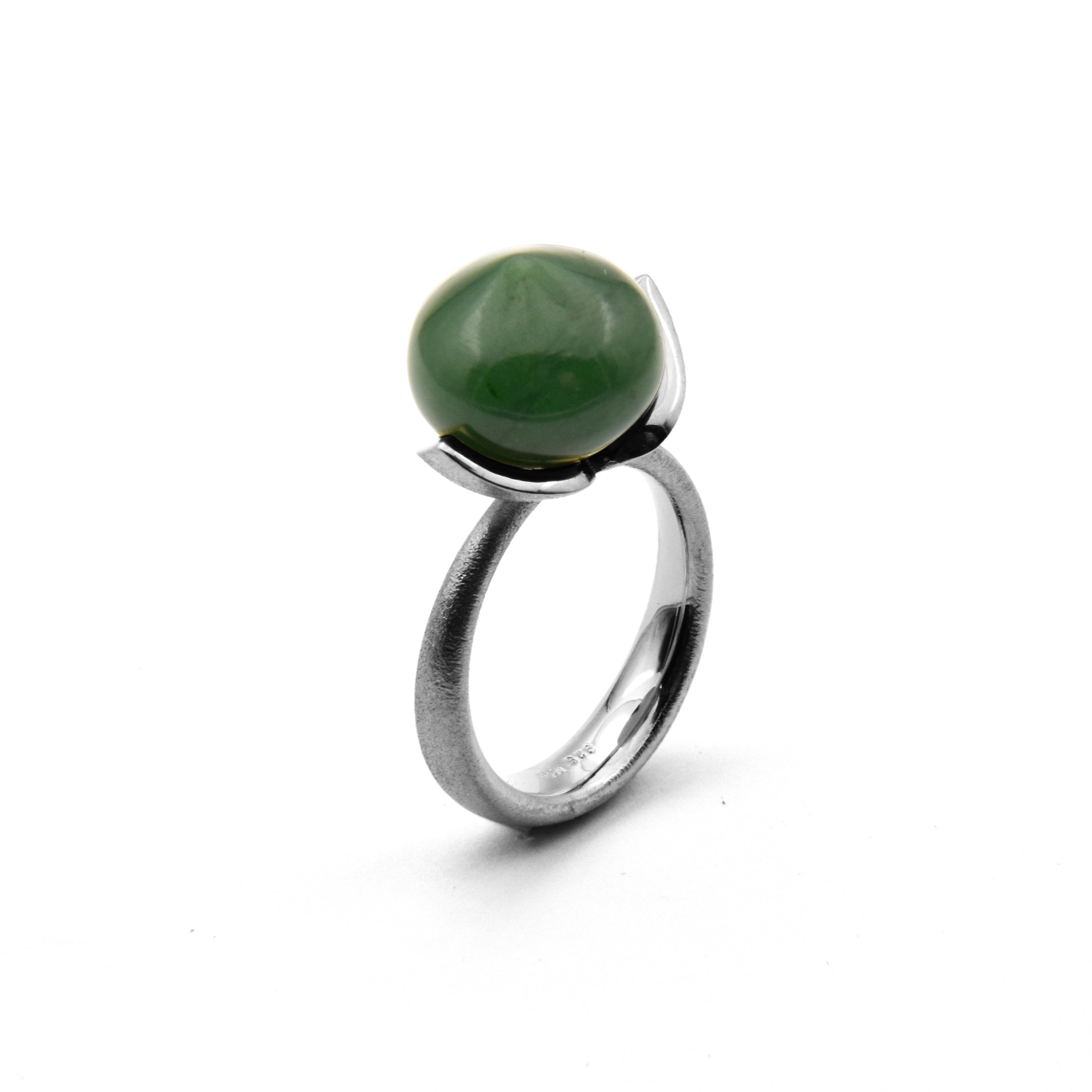 Dolce-ring "stor" med jade 925/-