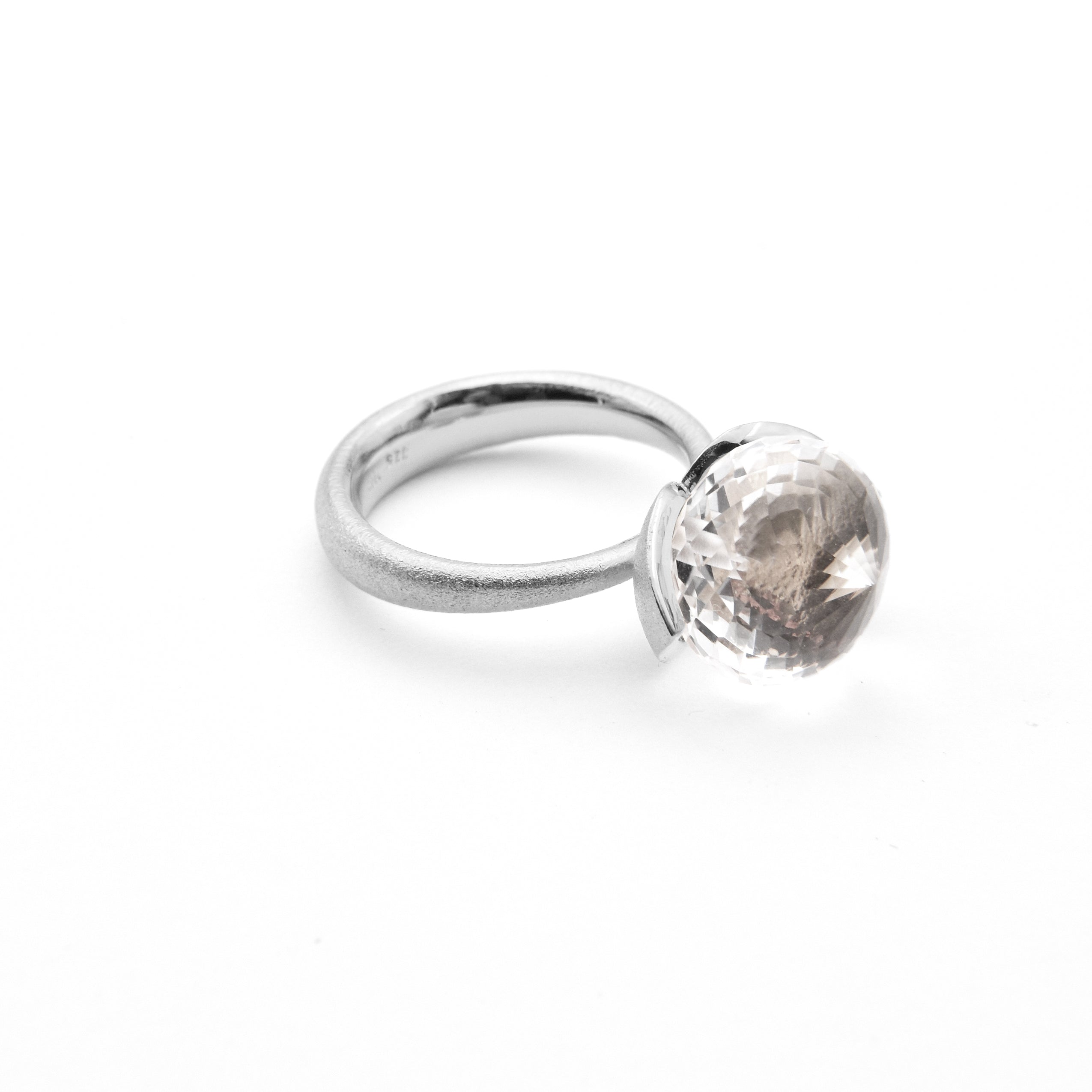 Dolce-ring "stor" med bjergkrystal 925/-.