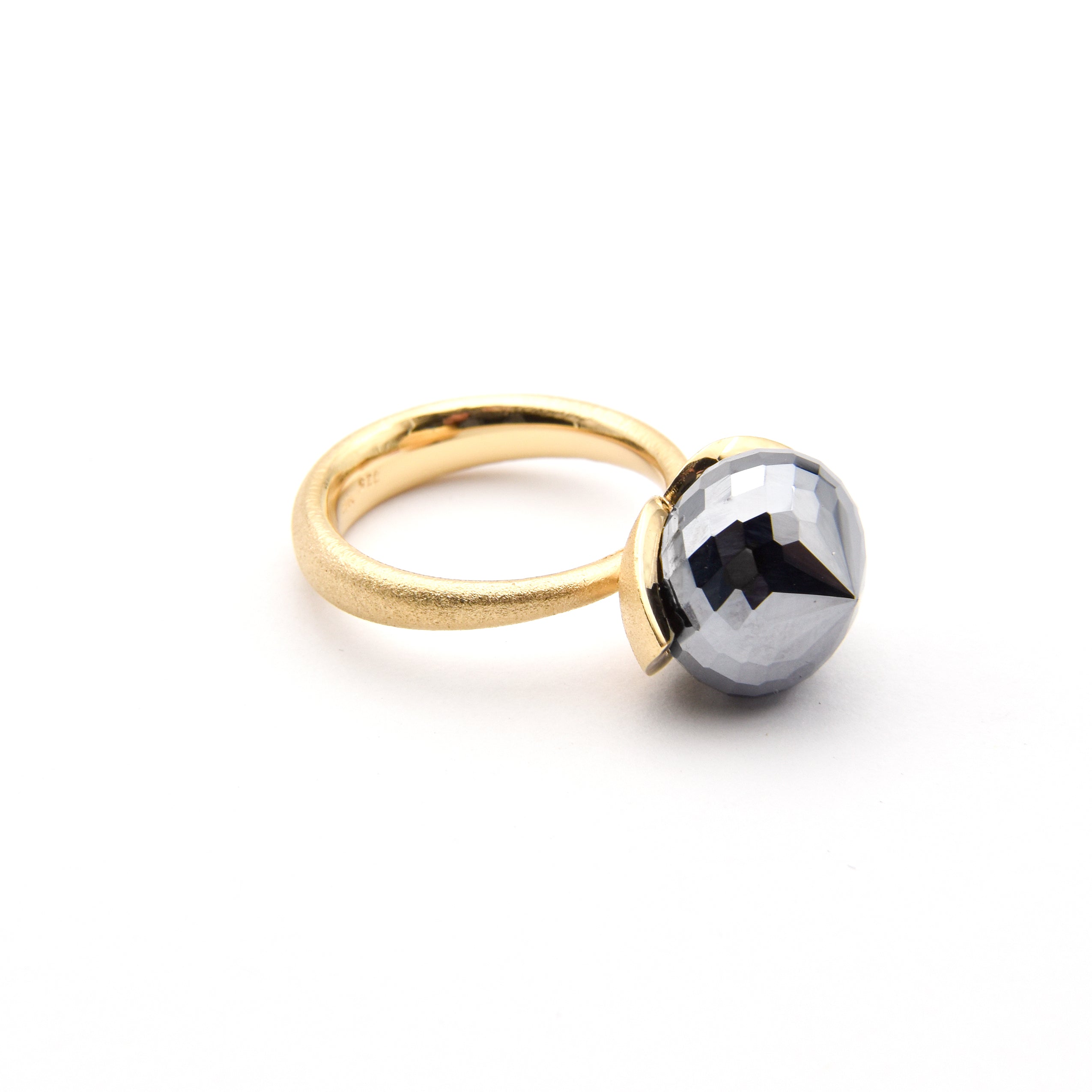 Dolce Bague "big" avec hématite rec. 925/-