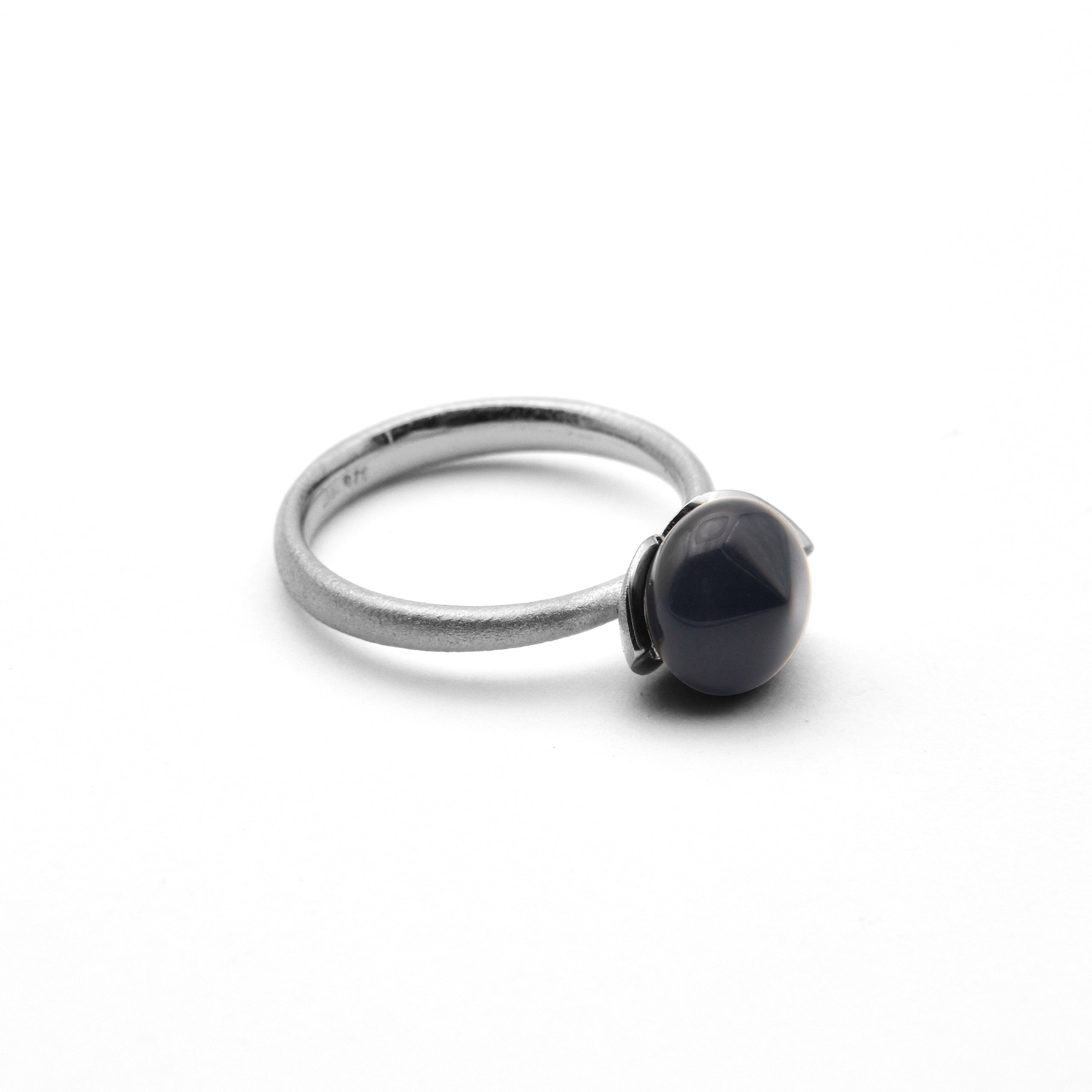 Dolce ring "smal" med onix 925/-