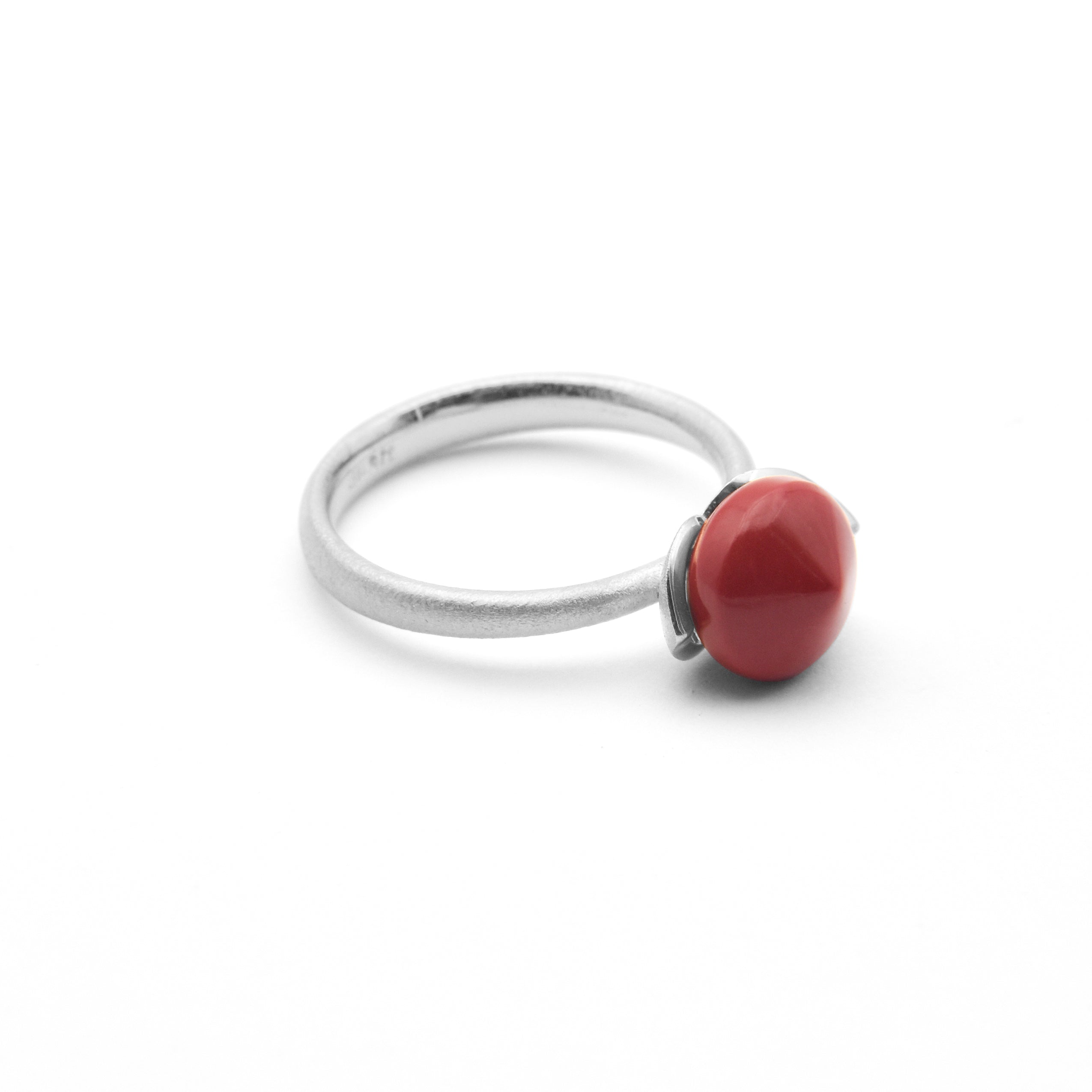 Dolce ring "smal" with coral rec. 925/-
